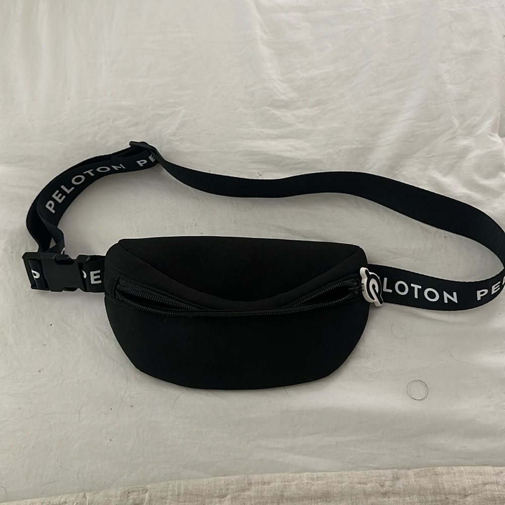 New peloton crossbody. Never worn